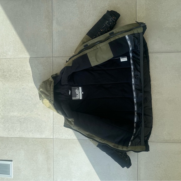 Kids Ski Clothing, Gutsi Jacket and Pants, Size 10y, Green, Black and Mustard - Picture 4 of 10